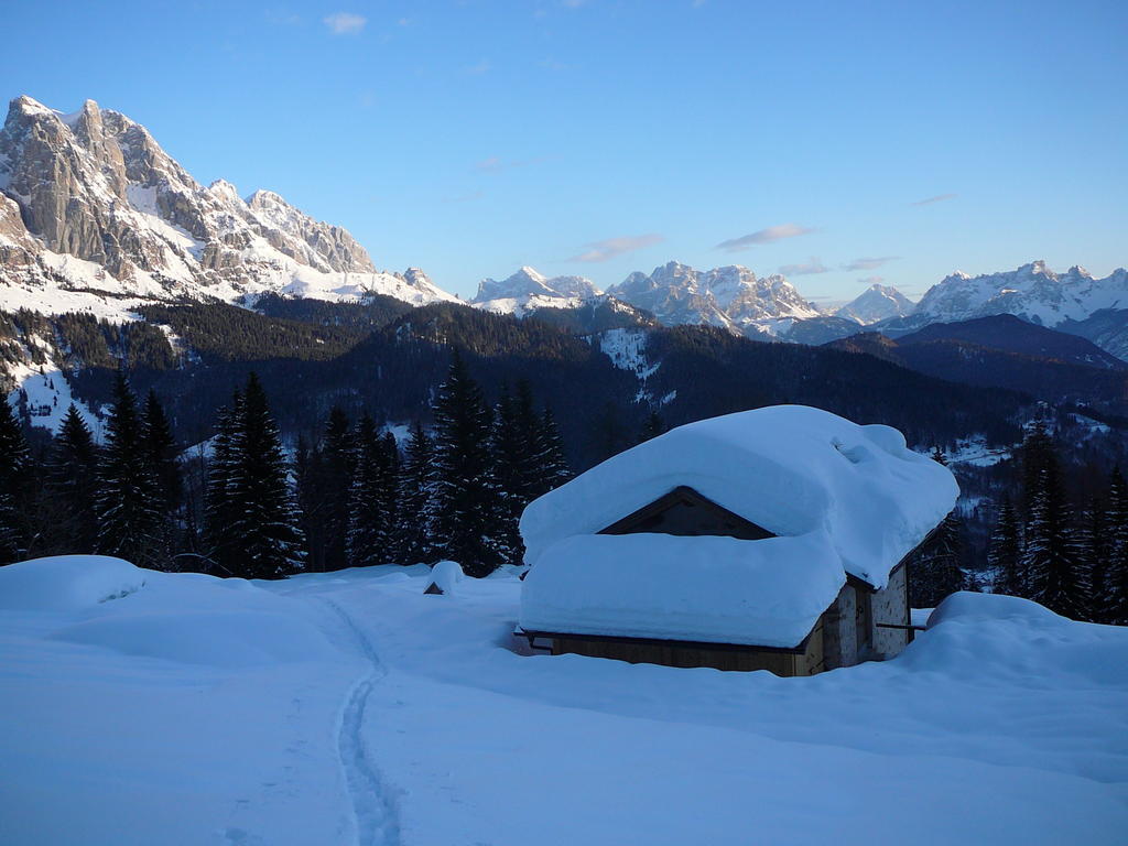 Hotel Chalet Giasenei Sagron Mis エクステリア 写真